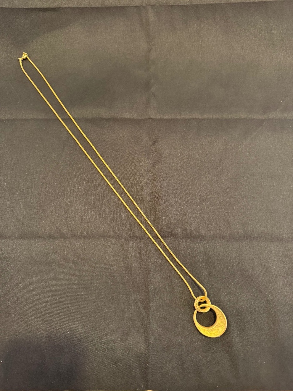 36.5" Gold-Plated Chain Necklace with Removable Hammered Double Loop Pendant